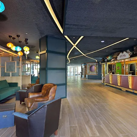 酒店 索尔加德满都公园及度假酒店 马盖鲁夫